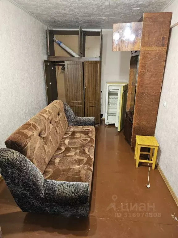 Комната Омская область, Омск ул. 27-я Северная, 98 (12.0 м) - Фото 0