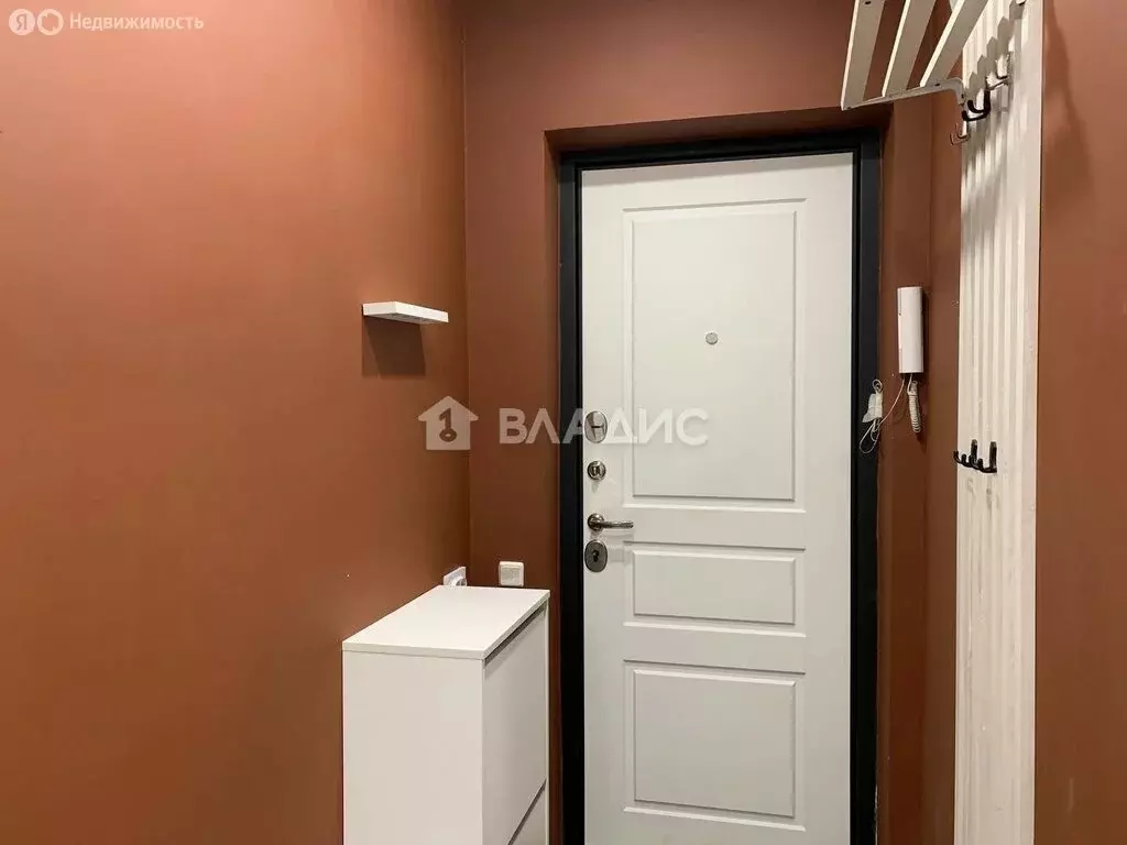 3-комнатная квартира: Улан-Удэ, улица Добролюбова, 4 (58.1 м) - Фото 2