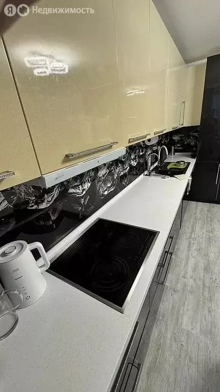 3-комнатная квартира: Тюмень, Широтная улица, 122к2 (91.5 м) - Фото 1