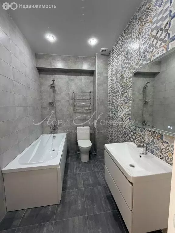 2-комнатная квартира: Сочи, микрорайон Мамайка, Волжская улица, 28 (38 ... - Фото 1