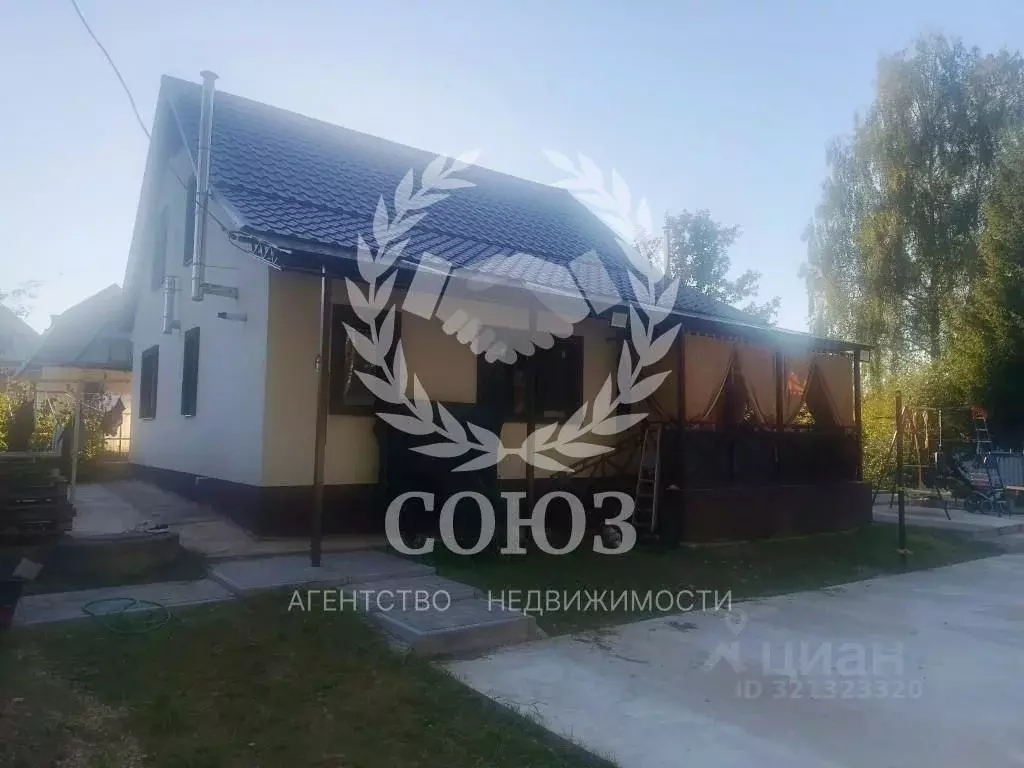 Дом в Калужская область, пос. Ферзиково ул. Самсонова, 20 (140 м) - Фото 1