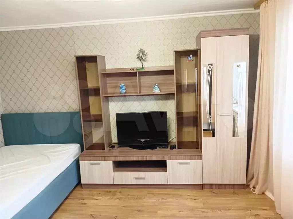 1-к. квартира, 40 м, 5/10 эт. - Фото 0