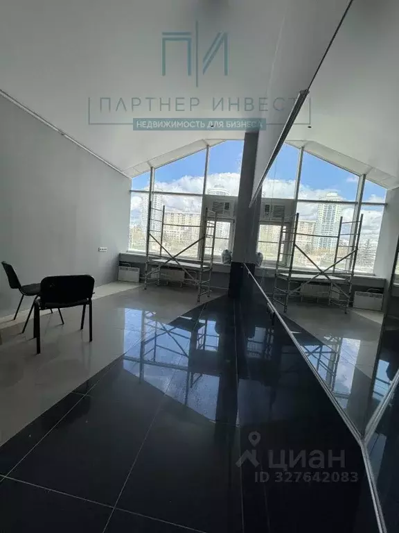 Помещение свободного назначения в Свердловская область, Екатеринбург ... - Фото 2