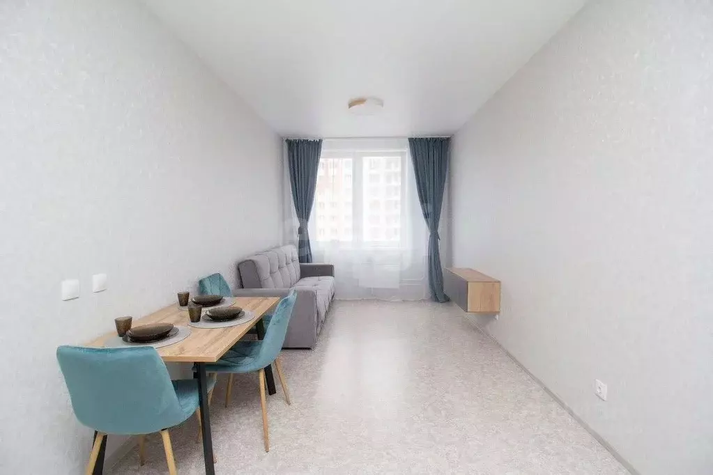 3-к кв. Красноярский край, Красноярск ул. Лесников, 37Б (54.8 м) - Фото 1