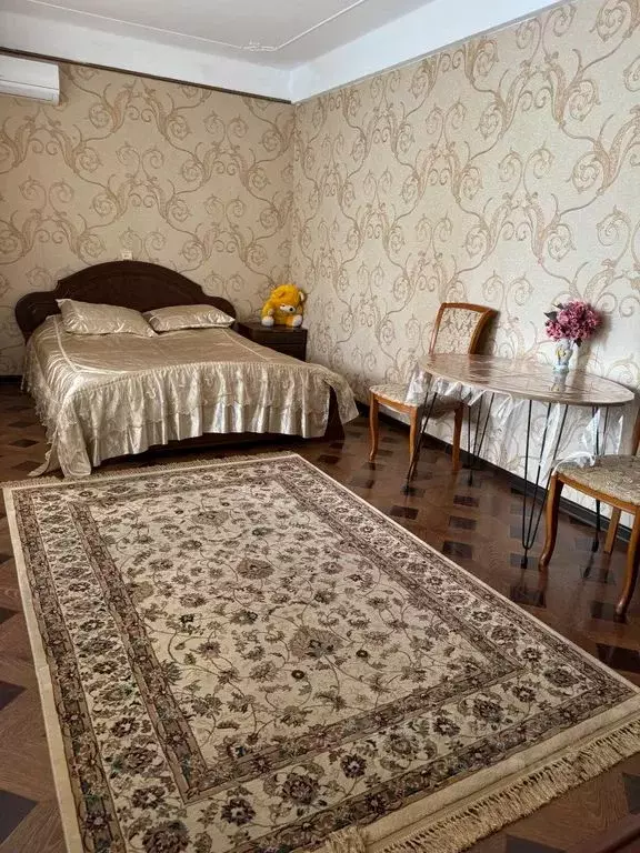 3-к кв. Дагестан, Махачкала ул. Гаджи Алибегова, 84 (75.0 м) - Фото 0