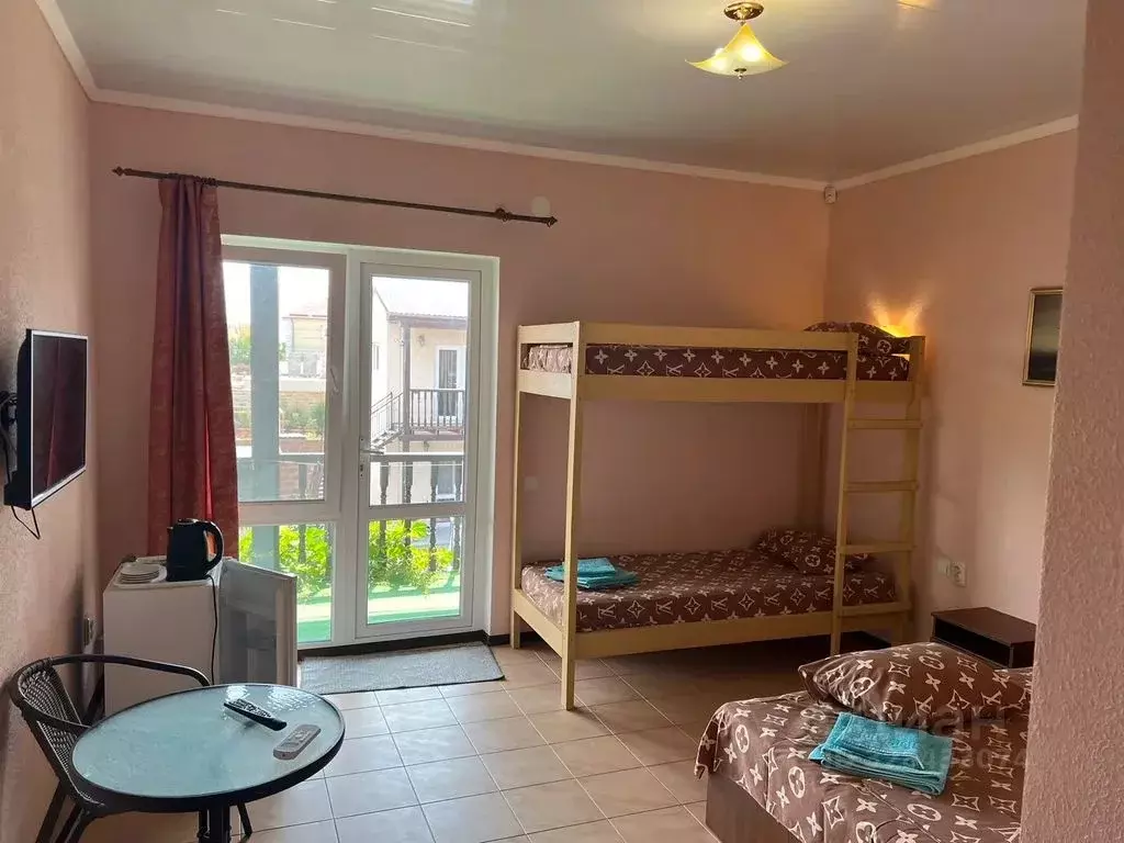 Комната Крым, Сакский район, Штормовское с/пос, с. Поповка ул. Мира, 3 - Фото 2