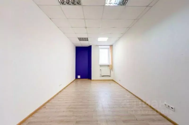 Торговая площадь в Санкт-Петербург Заозерная ул., 8к2 (74 м) - Фото 0