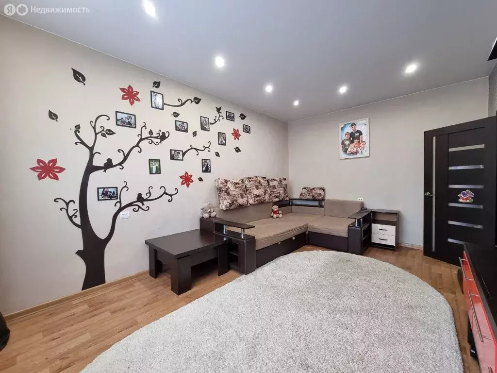 3-комнатная квартира: Нерюнгри, проспект Дружбы Народов, 27/2 (70 м) - Фото 1