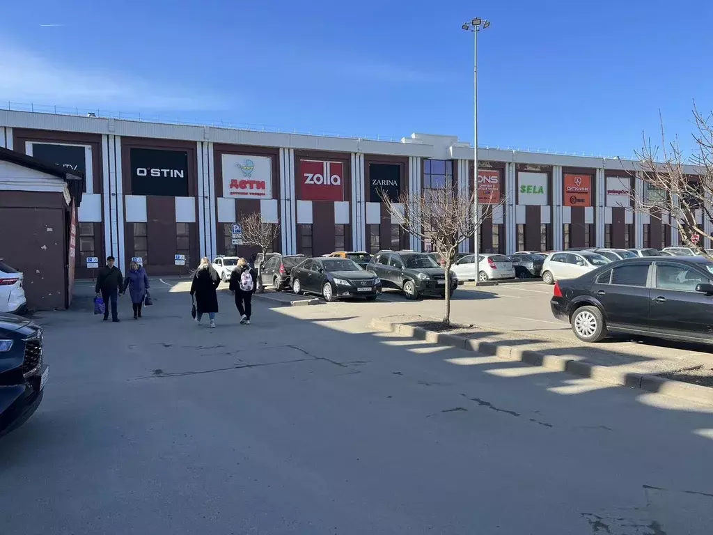 Торговая площадь в Ленинградская область, Гатчина просп. 25 Октября, ... - Фото 1