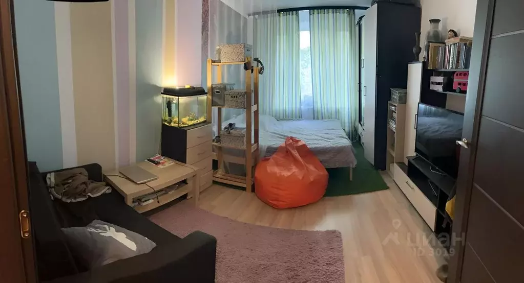 Продается 3-комнатная квартира - Фото 1