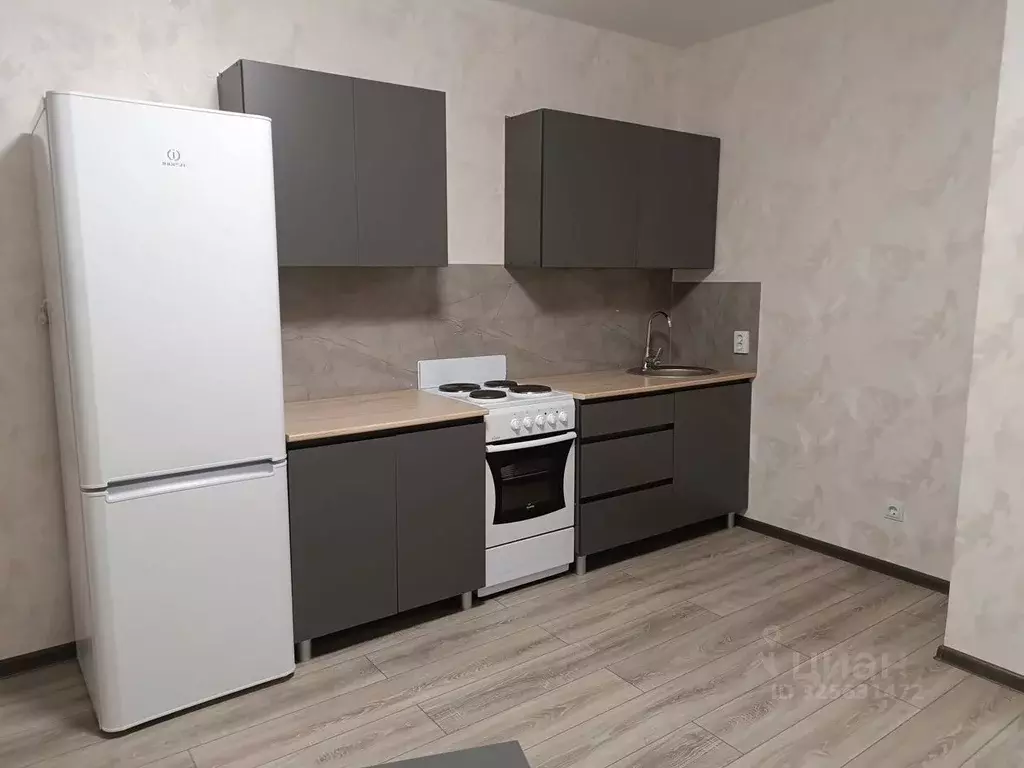 3-к кв. Пермский край, Пермь ул. Яблочкова, 5к5 (69.9 м) - Фото 1