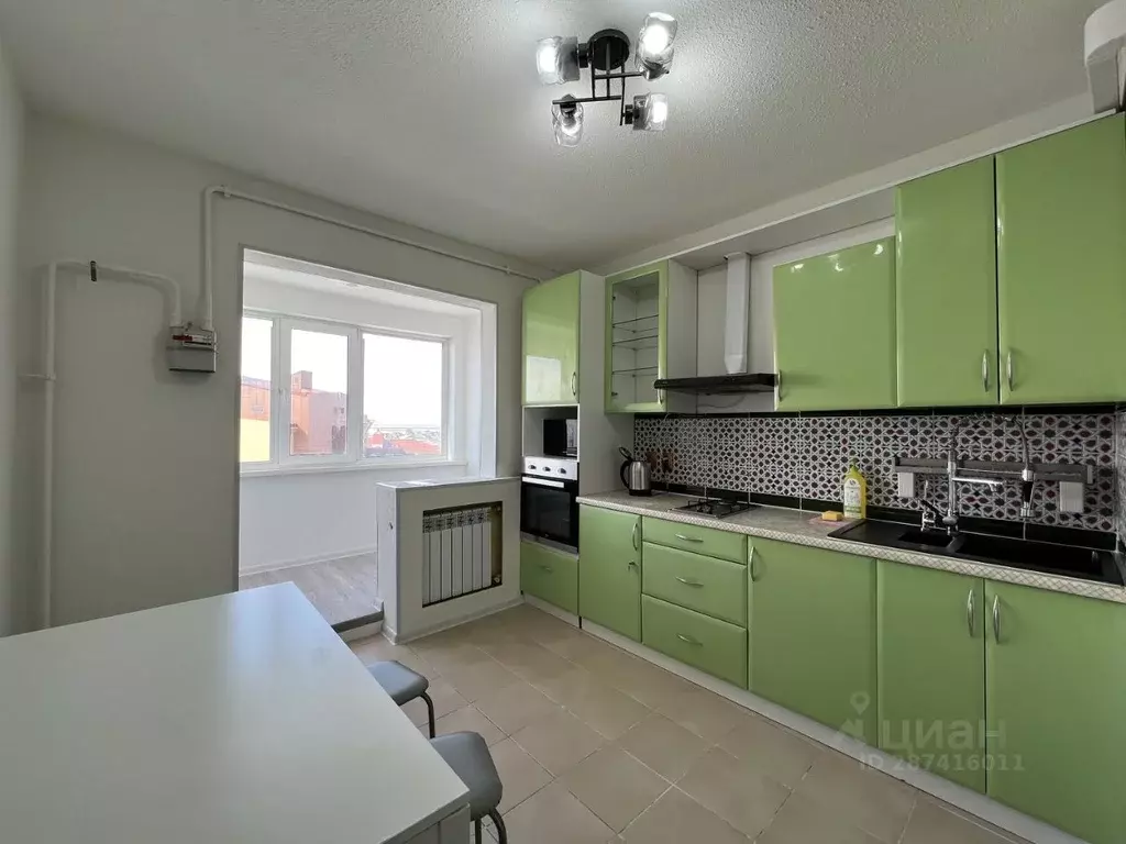 2-к кв. Ямало-Ненецкий АО, Салехард Арктическая ул., 12 (52.2 м) - Фото 0