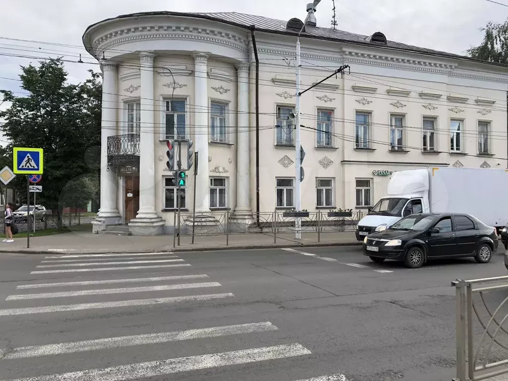 Добротный офис с балконом на ул. Советской, 88 м - Фото 1
