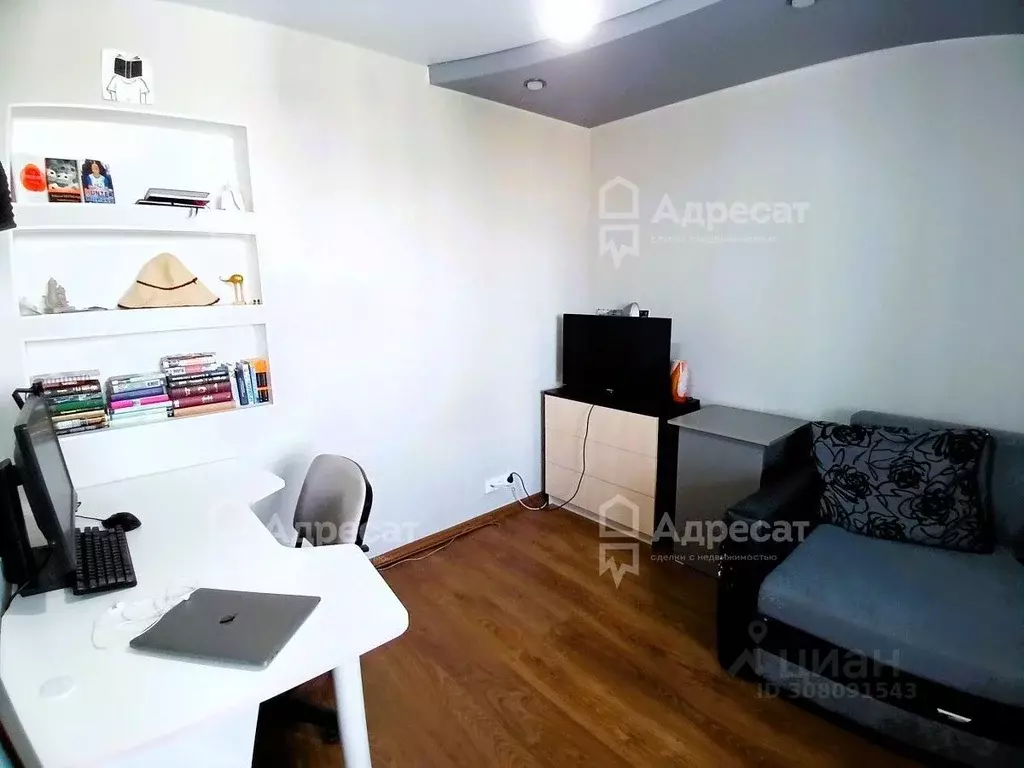 3-к кв. Волгоградская область, Волгоград Жилгородок мкр, ул. ... - Фото 1