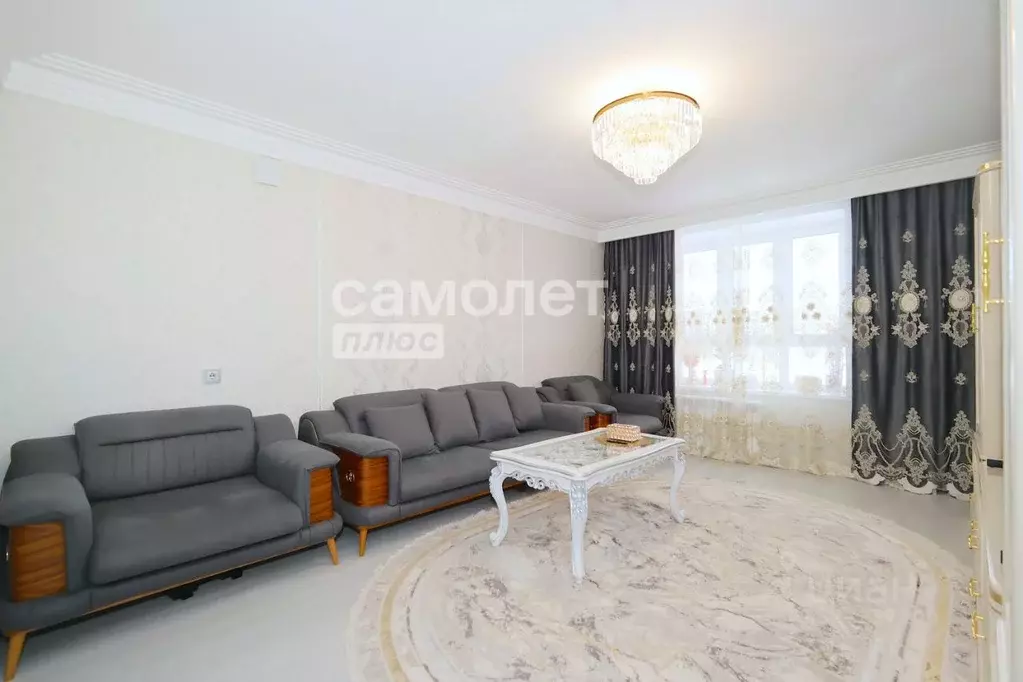 3-к кв. Кемеровская область, Кемерово бул. Строителей, 67 (91.1 м) - Фото 2