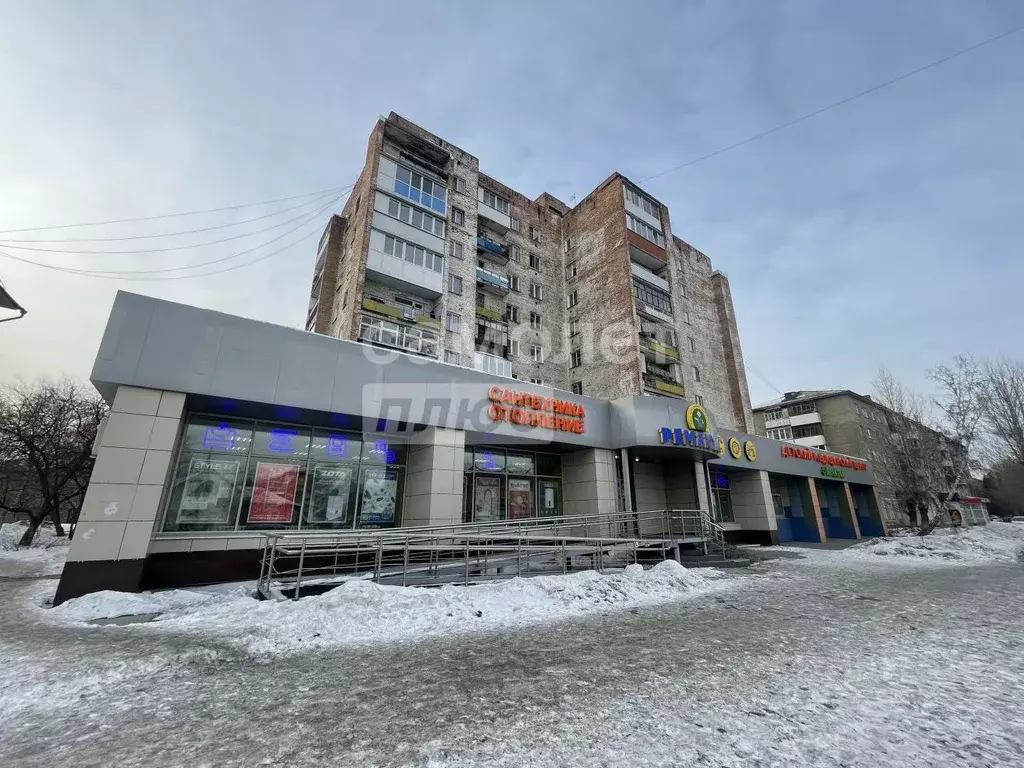 3-к кв. Омская область, Омск ул. Челюскинцев, 97 (59.1 м) - Фото 1