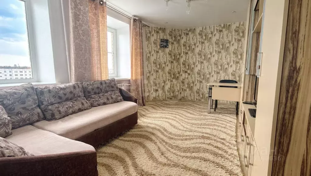 2-к кв. Псковская область, Псков Западная ул., 2в (50.8 м) - Фото 1