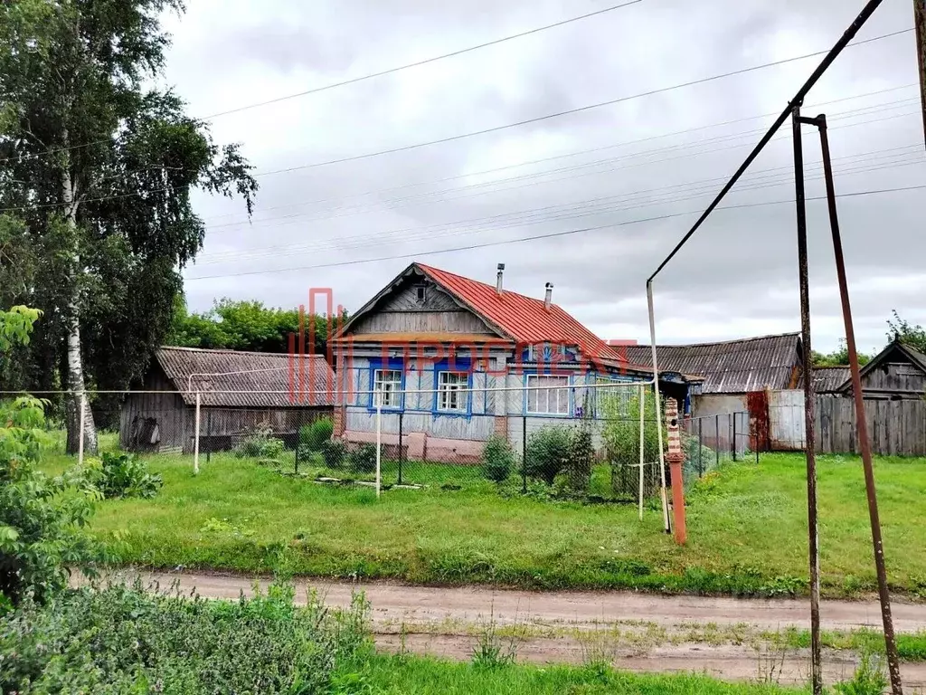 Дом в Пензенская область, Лунинский район, с. Ломовка Школьная ул., 84 ... - Фото 1