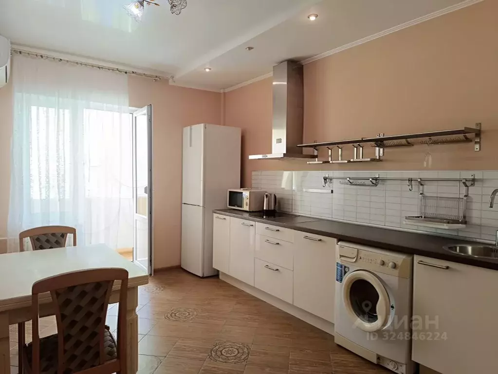 1-к кв. Краснодарский край, Новороссийск Южная ул., 3 (42.0 м) - Фото 1