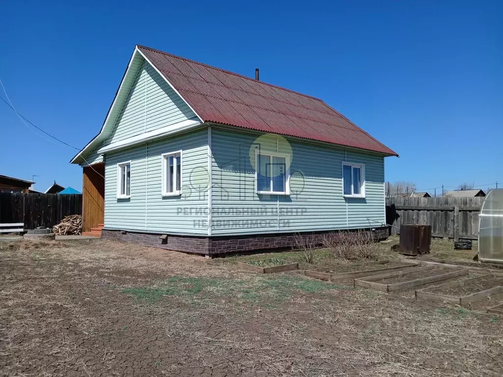 Дом в Иркутская область, Эхирит-Булагатский район, пос. Усть-Ордынский ... - Фото 1