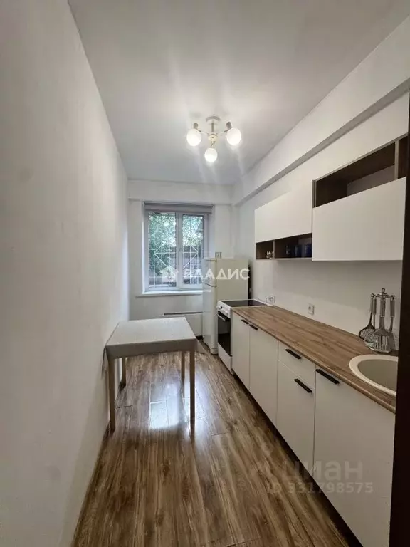 1-к кв. Бурятия, Улан-Удэ ул. Трубачеева, 152А (28.6 м) - Фото 1