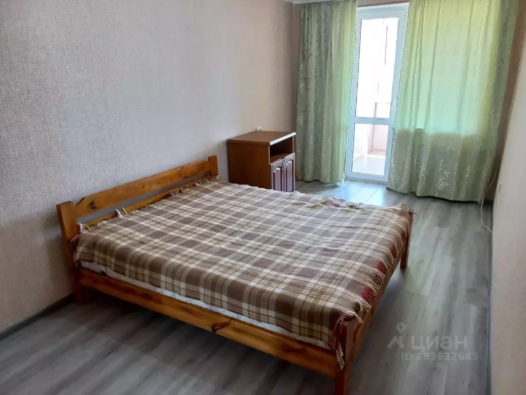 2-к кв. Крым, Евпатория ул. 9 Мая, 126 (83.0 м) - Фото 0