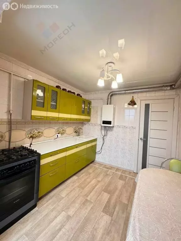 2-комнатная квартира: посёлок городского типа Яблоновский, улица ... - Фото 1