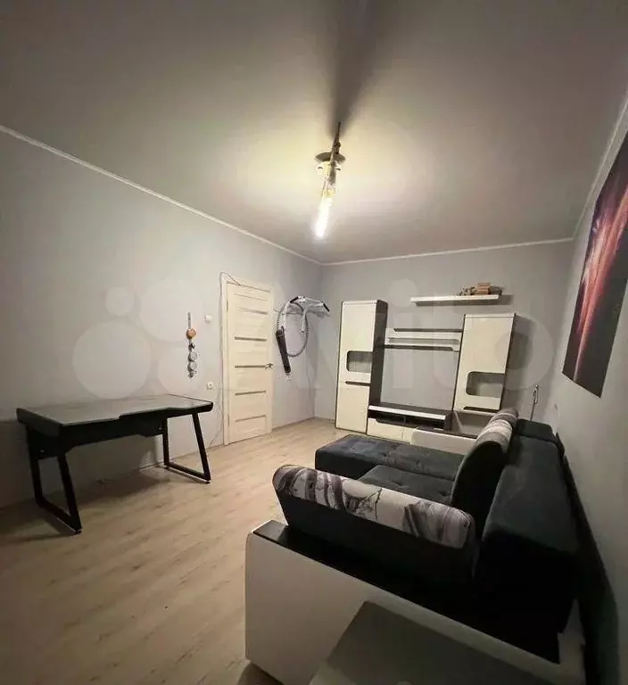 1-к. квартира, 40 м, 15/17 эт. - Фото 1