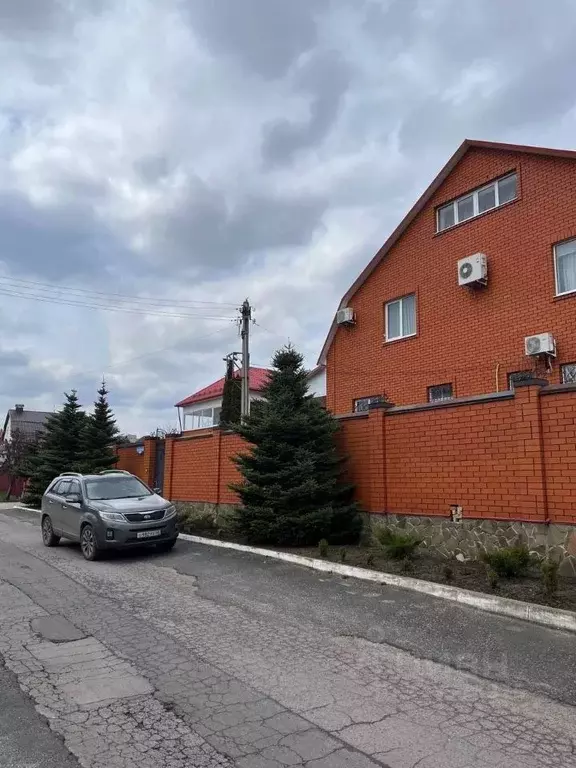 Дом в Курская область, Курск Триумфальная ул., 8 (400 м) - Фото 0