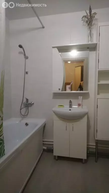 Квартира-студия: Виллозское городское поселение, посёлок Новогорелово, ... - Фото 1