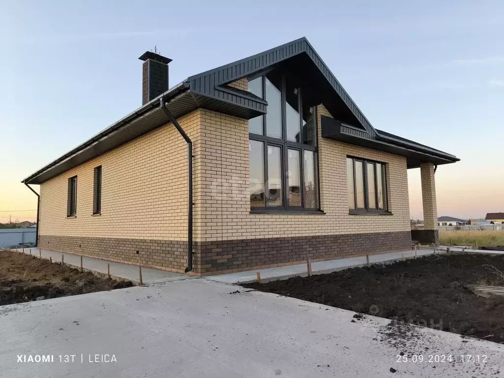 Дом в Татарстан, Тукаевский район, д. Азьмушкино, Подсолнухи мкр ул. ... - Фото 2