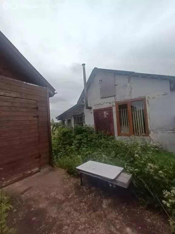 Дом в Малая Вишера, улица Саши Александровой, 89 (150 м) - Фото 1