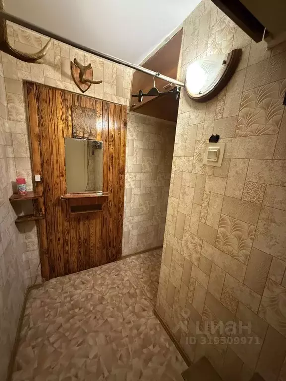 1-к кв. Удмуртия, Ижевск ул. Воровского, 122 (31.0 м) - Фото 1