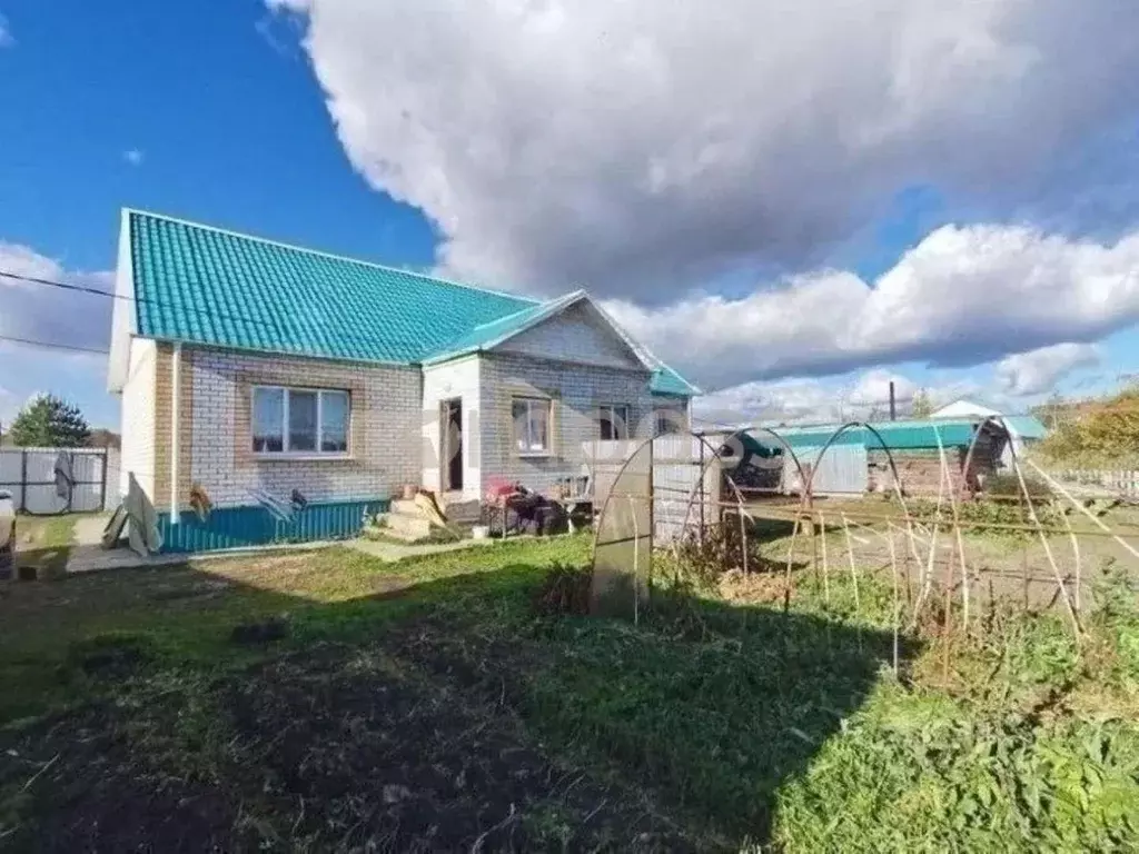 Дом в Тюменская область, с. Ярково ул. Пионерская (90 м) - Фото 0