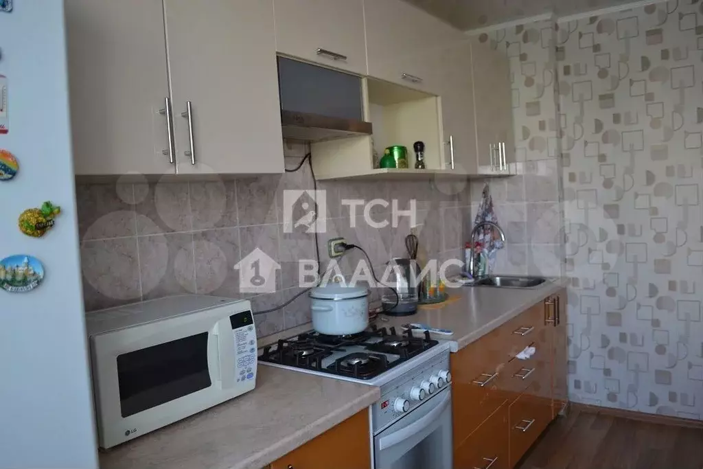 3-к. квартира, 60 м, 9/10 эт. - Фото 1