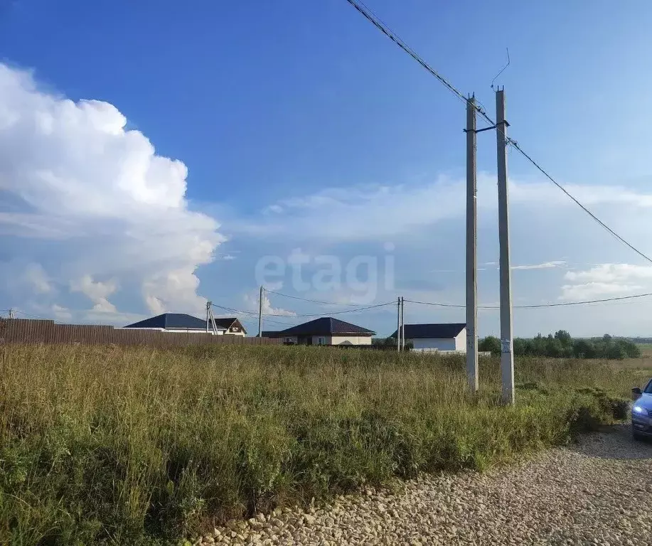 Участок в Ленинградская область, Гатчинский район, д. Бугры ул. ... - Фото 0