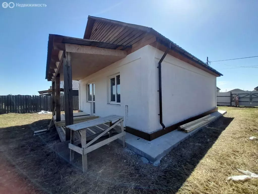 Дом в село Хомутово, Вишнёвая улица (80 м) - Фото 2