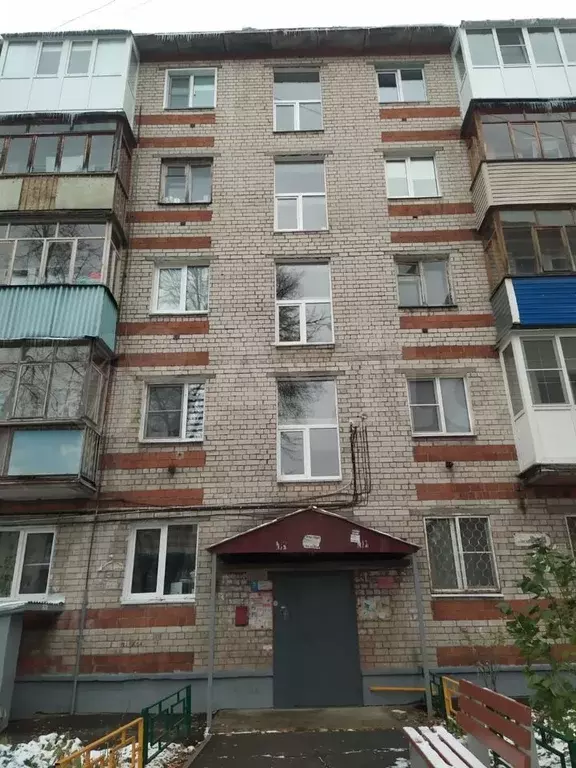 3-к. квартира, 41 м, 1/5 эт. - Фото 0