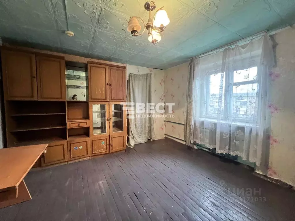 3-к кв. Кемеровская область, Инской пгт ул. Ильича, 25 (44.6 м) - Фото 2