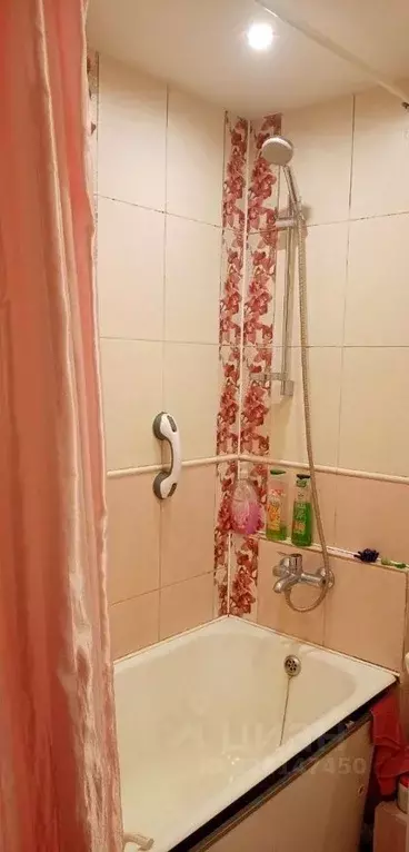 Комната Пермский край, Пермь ул. Луначарского, 94 (17.0 м) - Фото 2