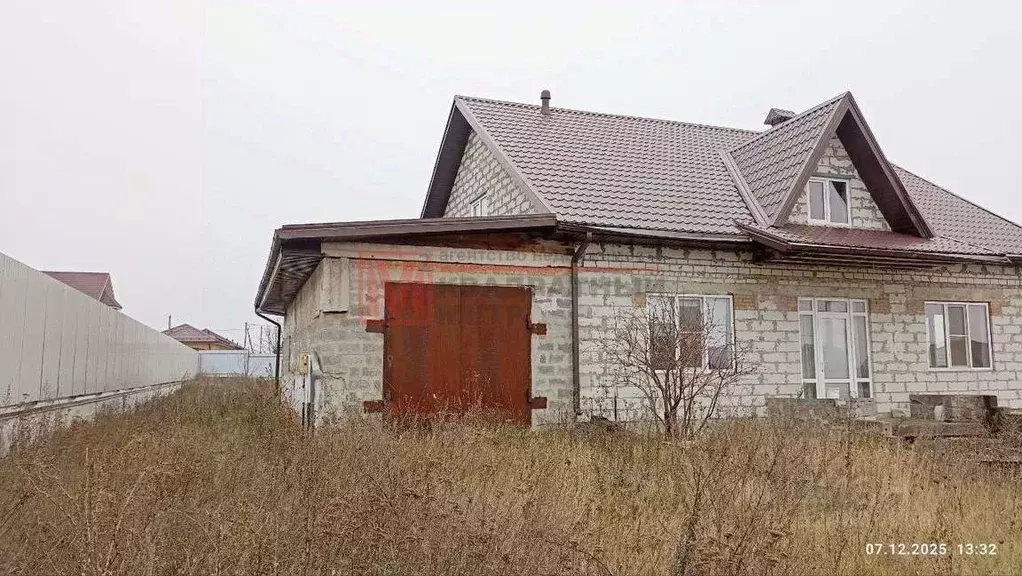 Коттедж в Белгородская область, Старый Оскол пер. 1-й Сосенки, 11 (122 ... - Фото 1