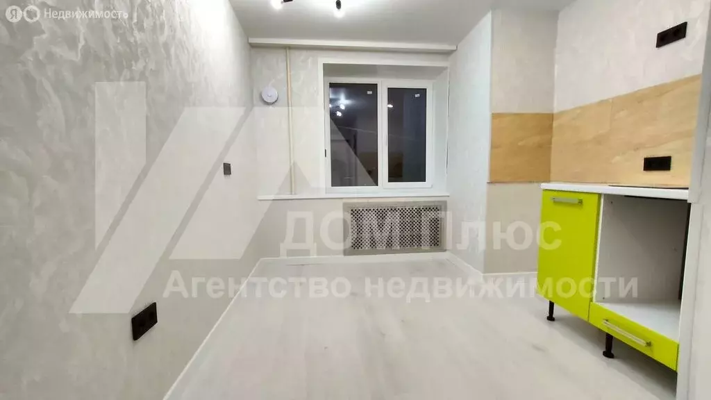 Квартира-студия: Вологда, улица Маршала Конева, 23 (12 м) - Фото 1