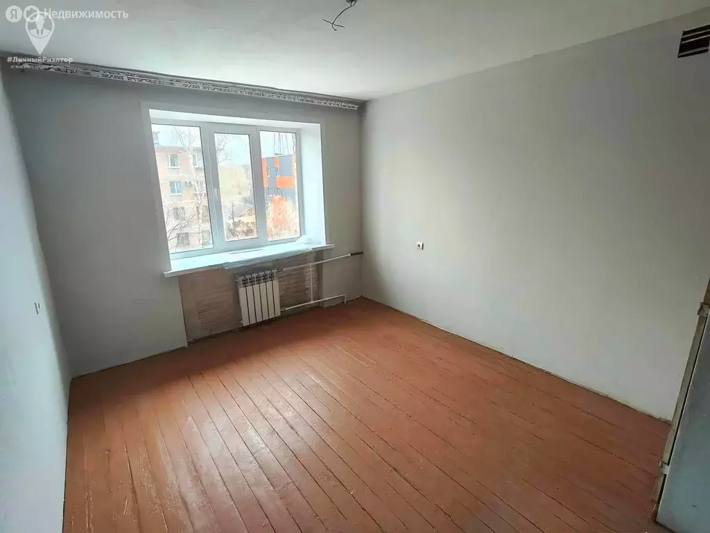 1к в 4-комнатной квартире (12.2 м) - Фото 2