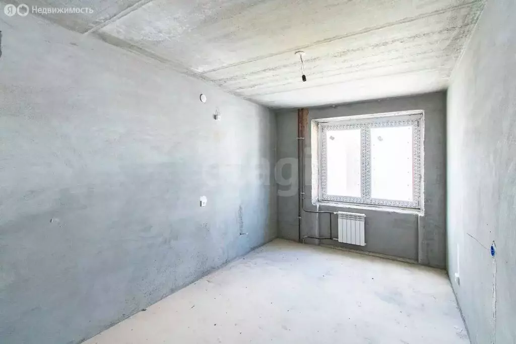 2-комнатная квартира: Тюмень, Севастопольская улица, 2к4 (77 м) - Фото 1