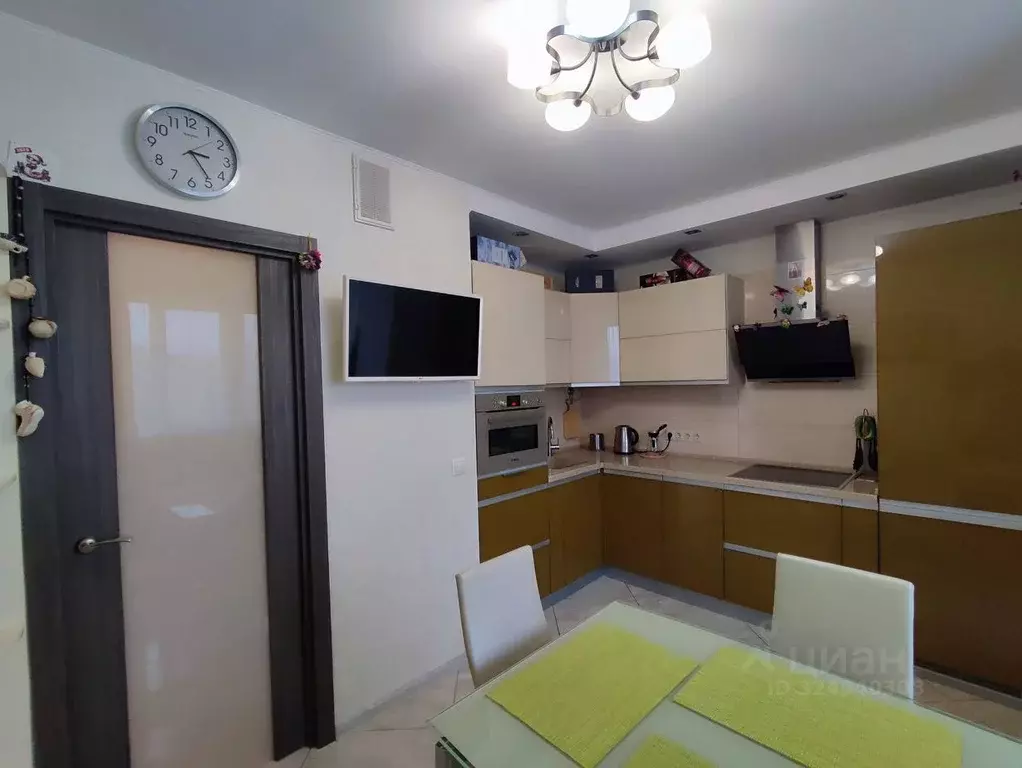 2-к кв. Московская область, Люберцы Инициативная ул., 13 (72.0 м) - Фото 2