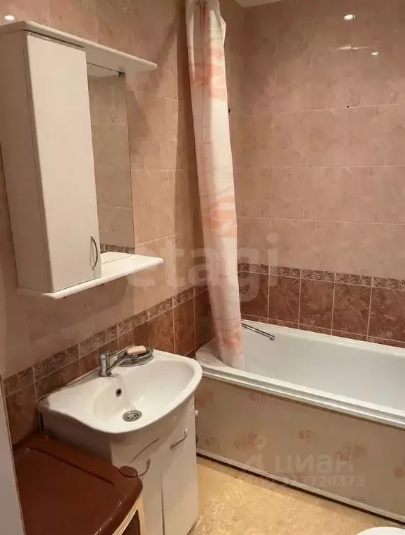 2-к кв. Белгородская область, Белгород ул. Губкина, 15д (53.5 м) - Фото 2