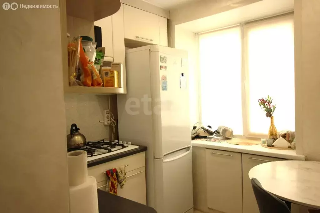 2-комнатная квартира: Великий Устюг, улица Виноградова, 70 (46.1 м) - Фото 0