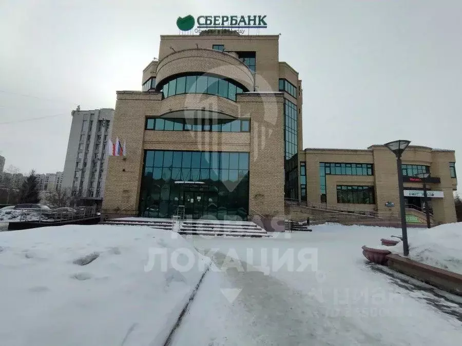 Помещение свободного назначения в Омская область, Омск ул. Красный . - Фото 0
