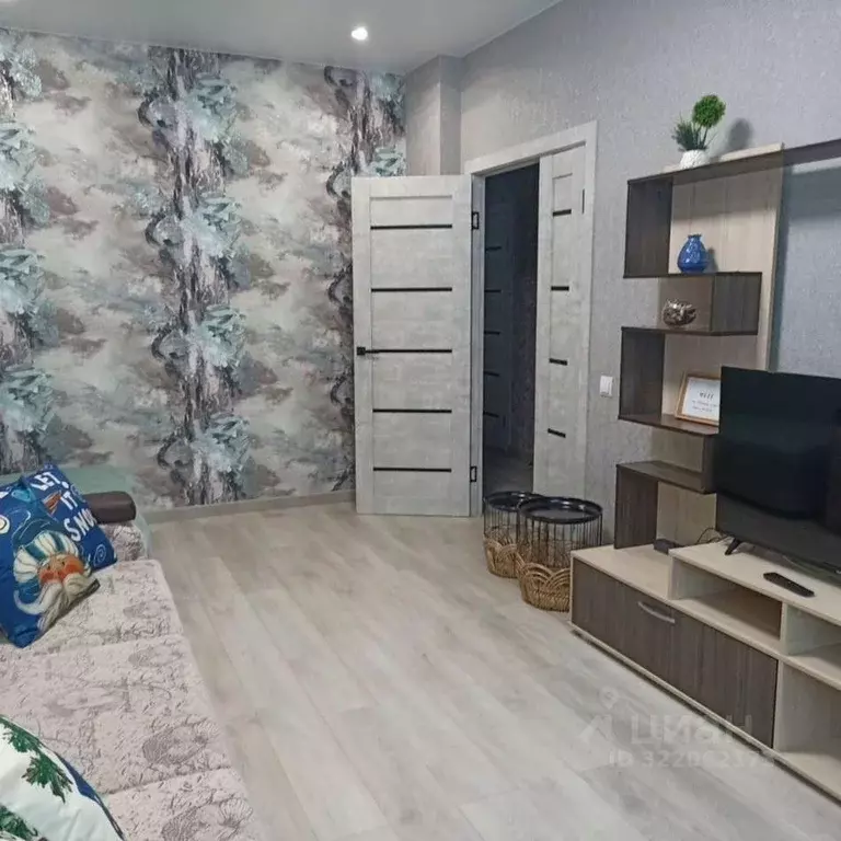 2-к кв. Удмуртия, Ижевск Районная ул., 57к1с2 (53.0 м) - Фото 1