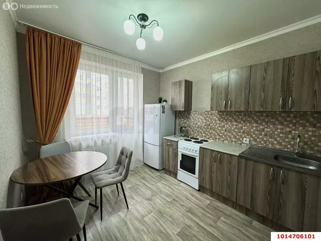 1-комнатная квартира: Краснодар, улица Красных Партизан, 1/4к4 (33 м) - Фото 1